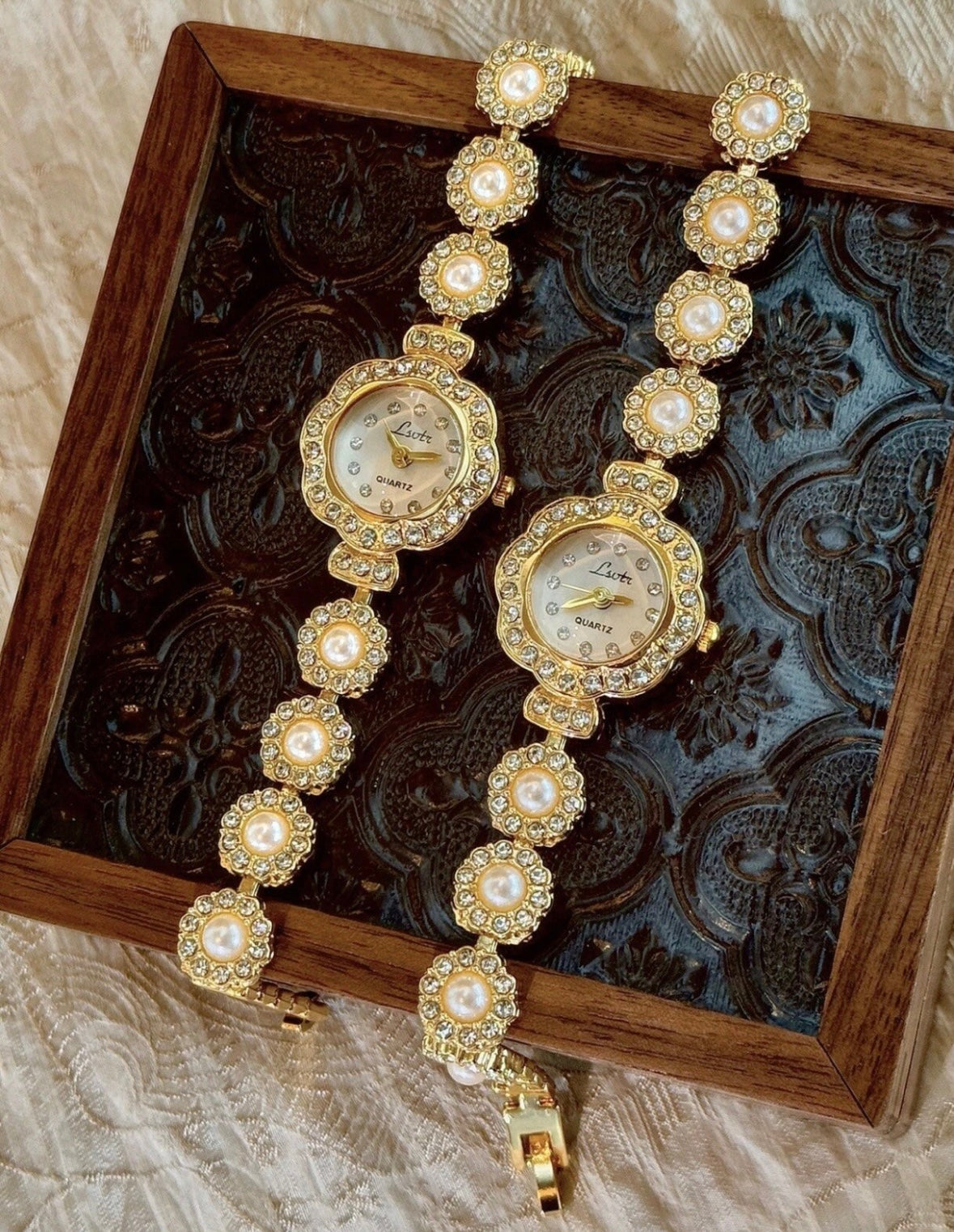 DIAMOND WATCH