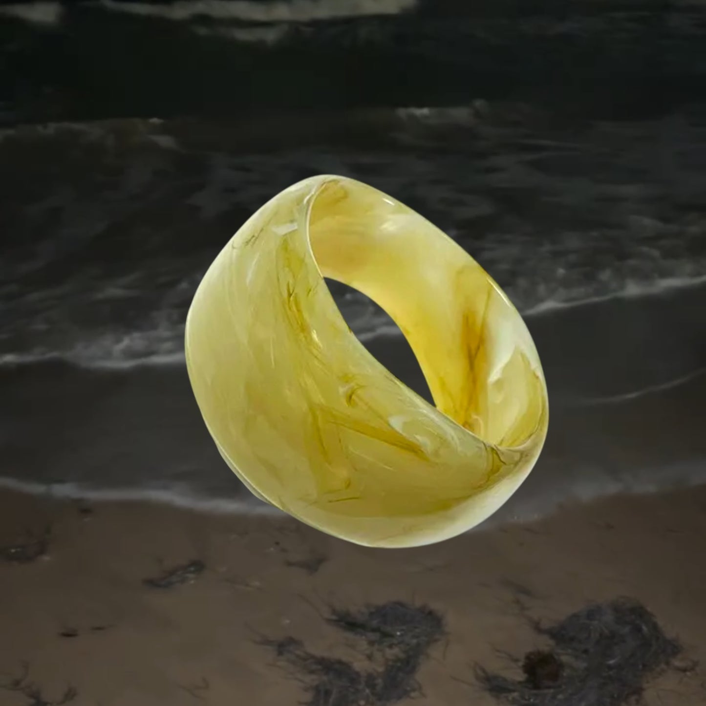BAHÍA CHUNKY BANGLE - MUSTARD