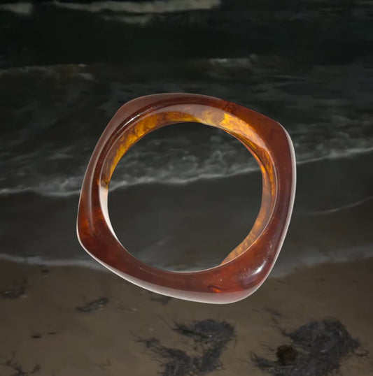 VINTAGE BANGLE - LIGHT BROWN