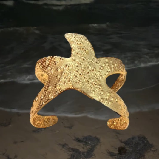 LIVIA STARFISH BANGLE