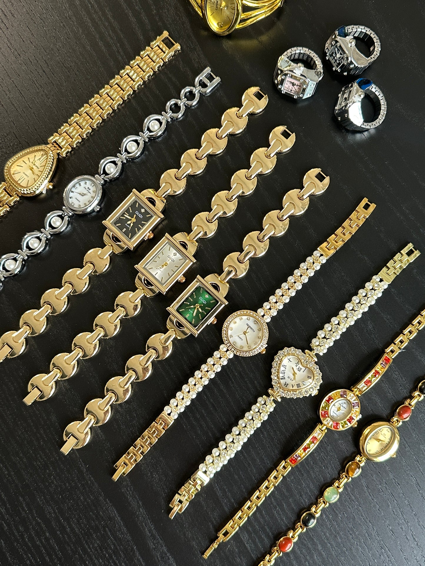 SILVER VINTAGE WATCH