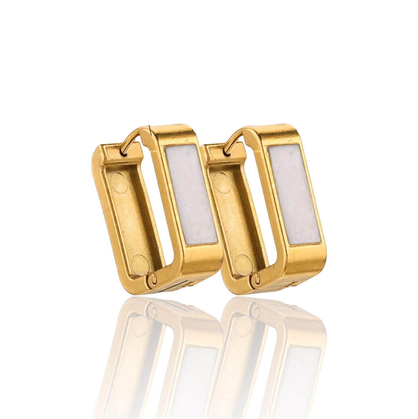 WHITE SPARKLING HUGGIES