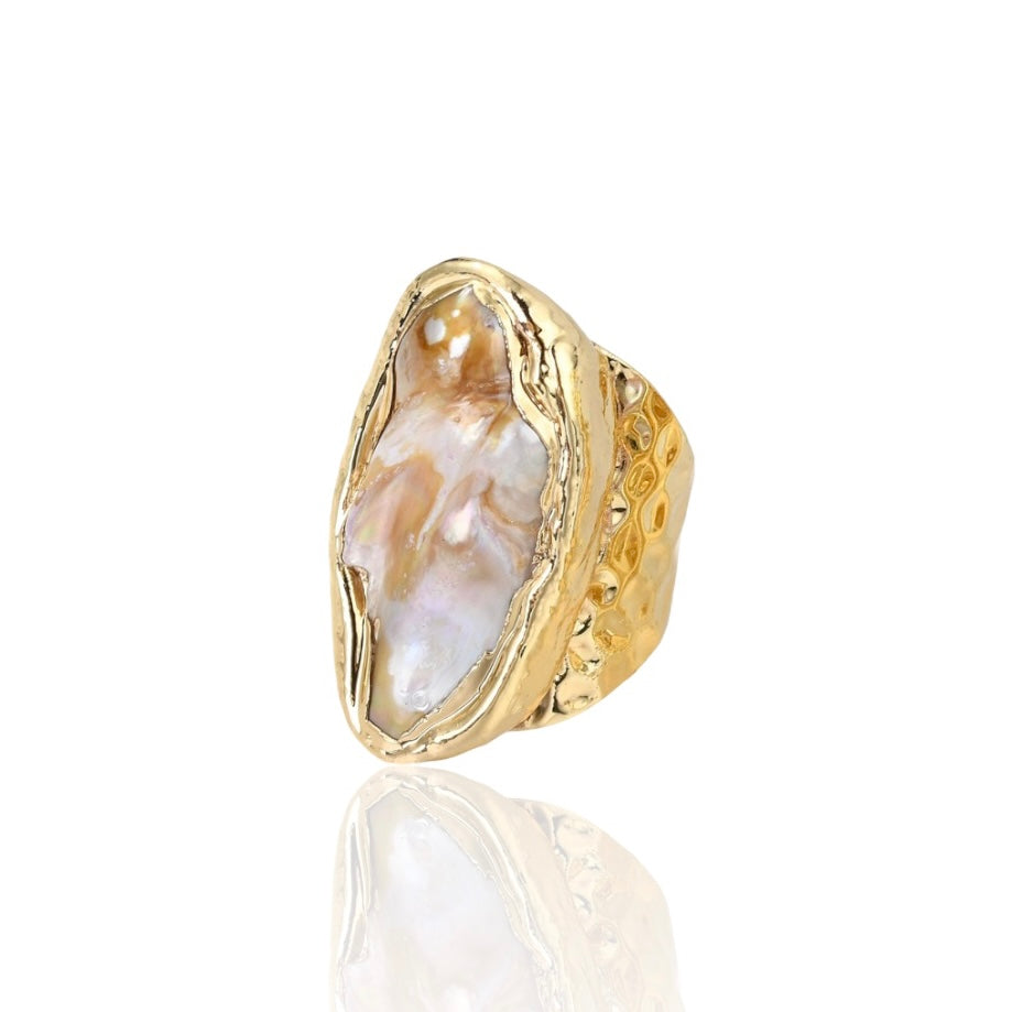 AMPHITRITE RING