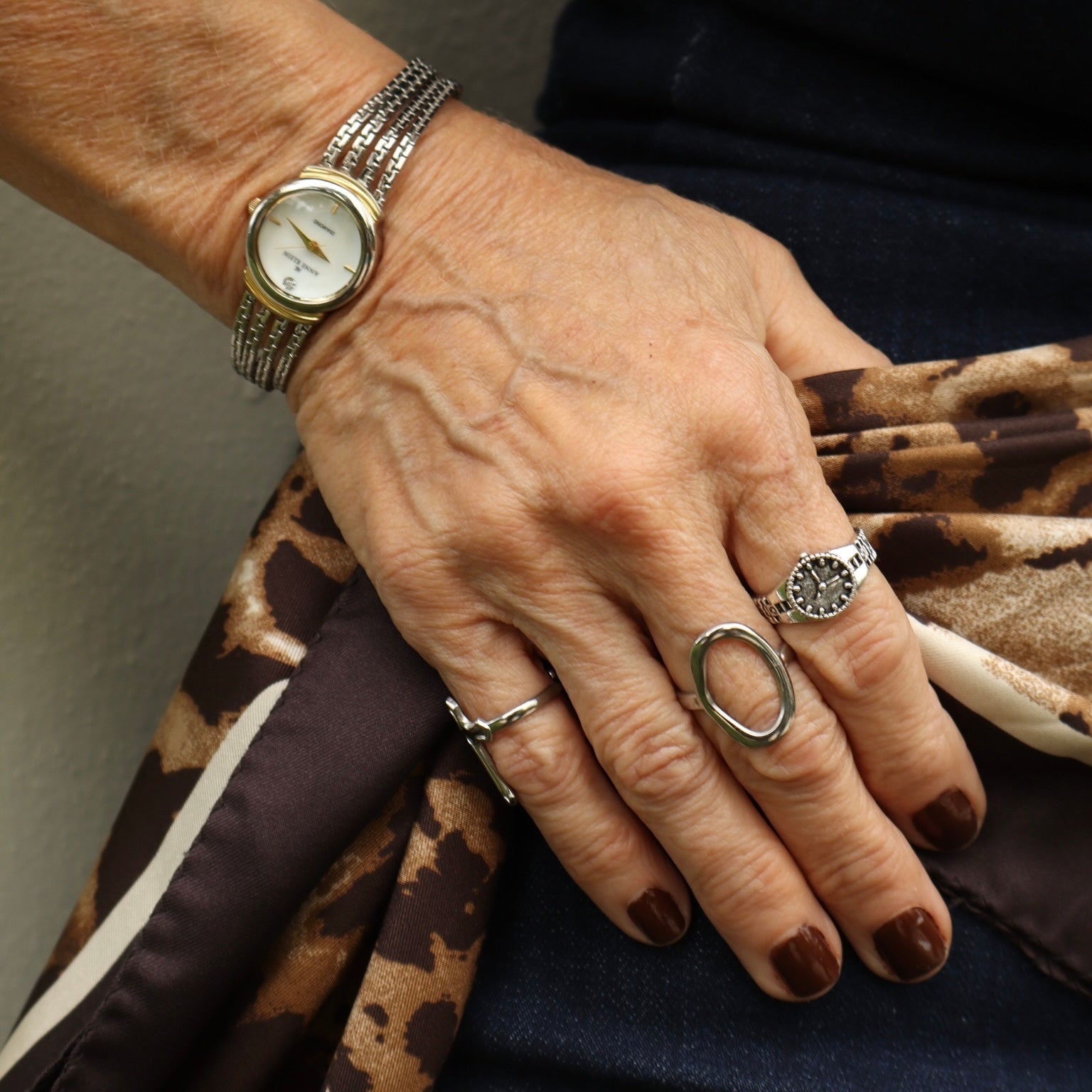 TIME-TELLING SILVER RING