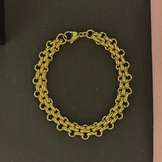 LOOPS BRACELET