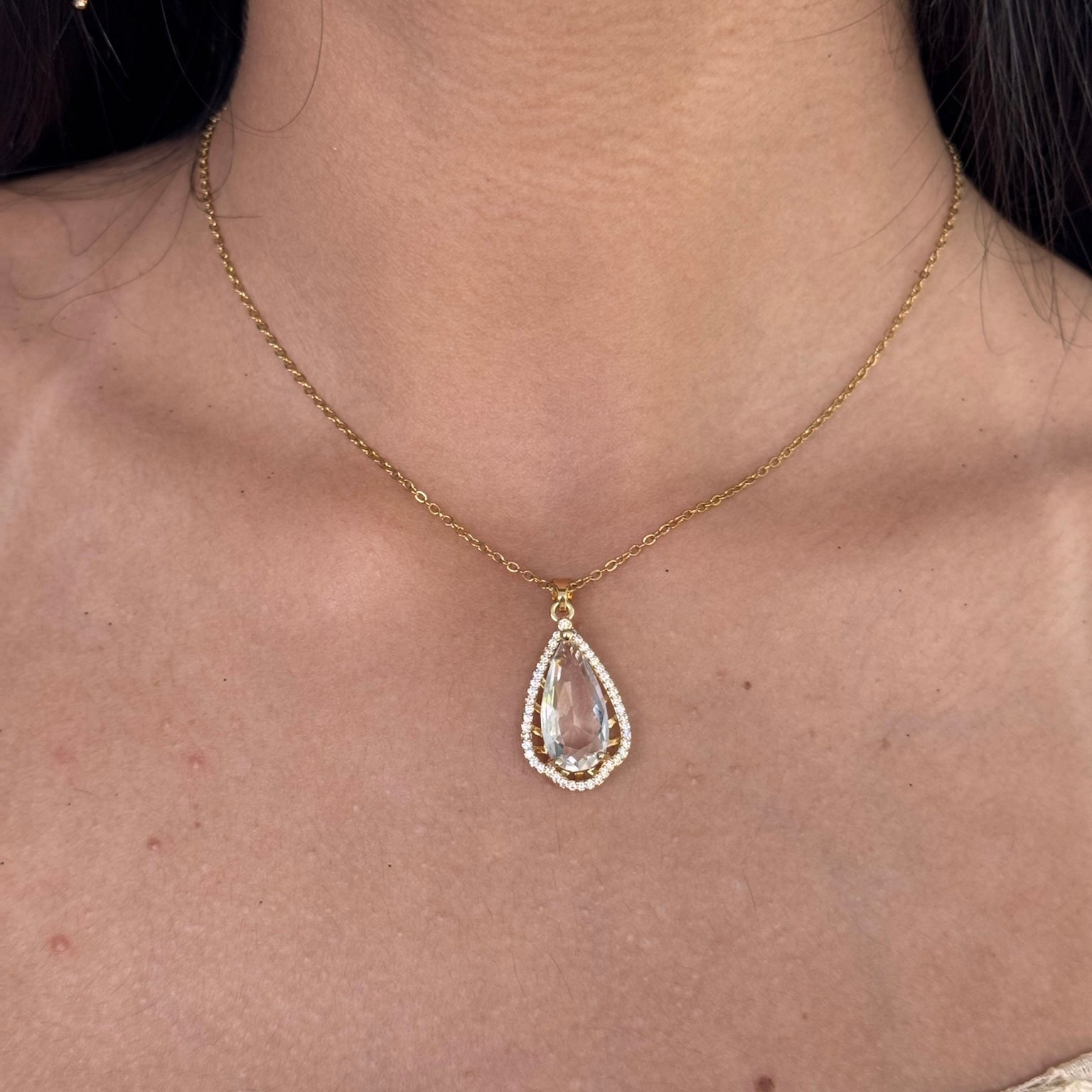 SET 2.0 - GOLD NECKLACE & EARRINGS
