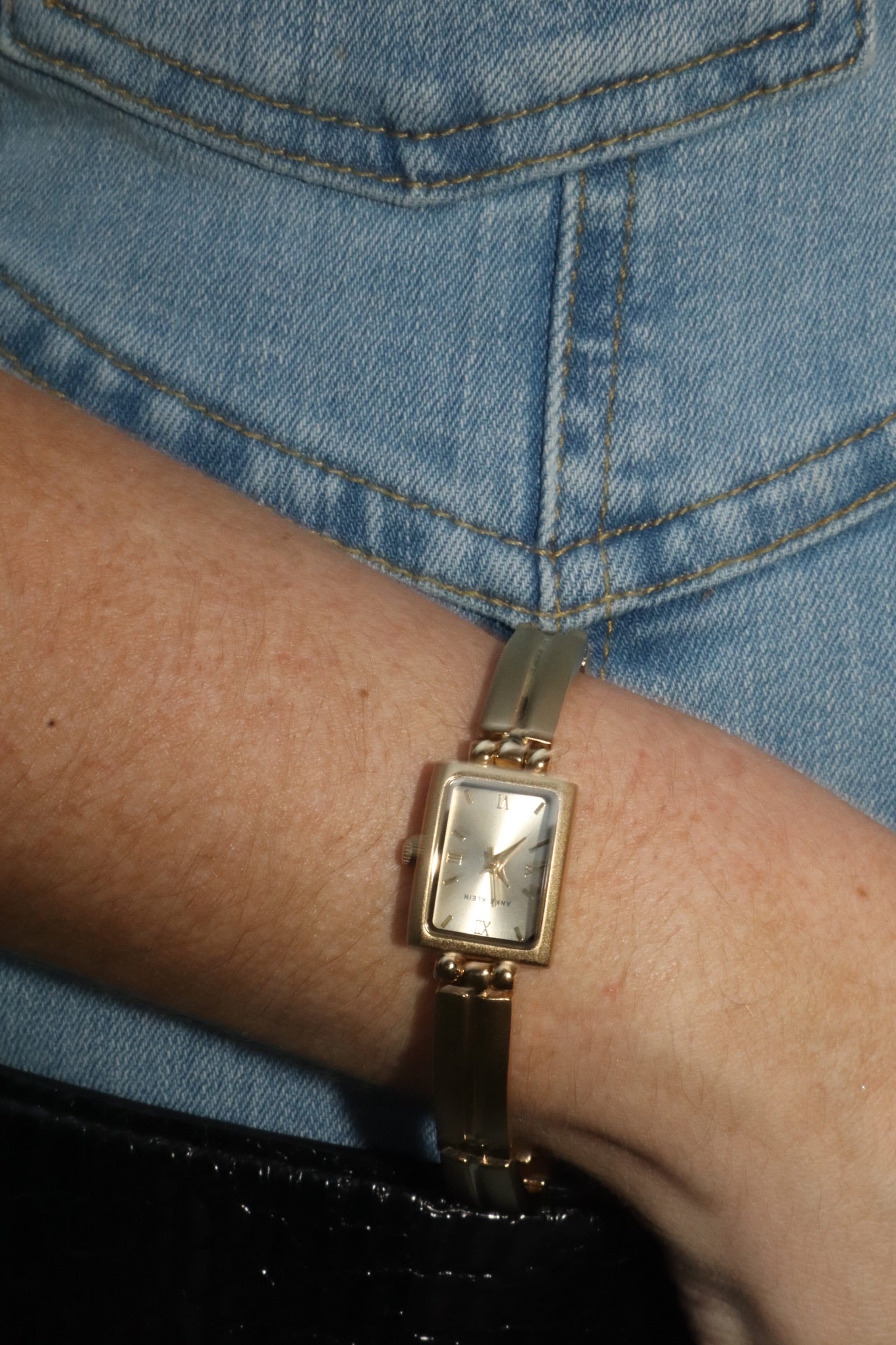 ARCHIVE NO. 1 - VINTAGE WATCH