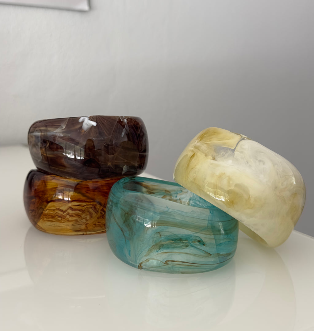 BAHÍA CHUNKY BANGLE - DARK BROWN