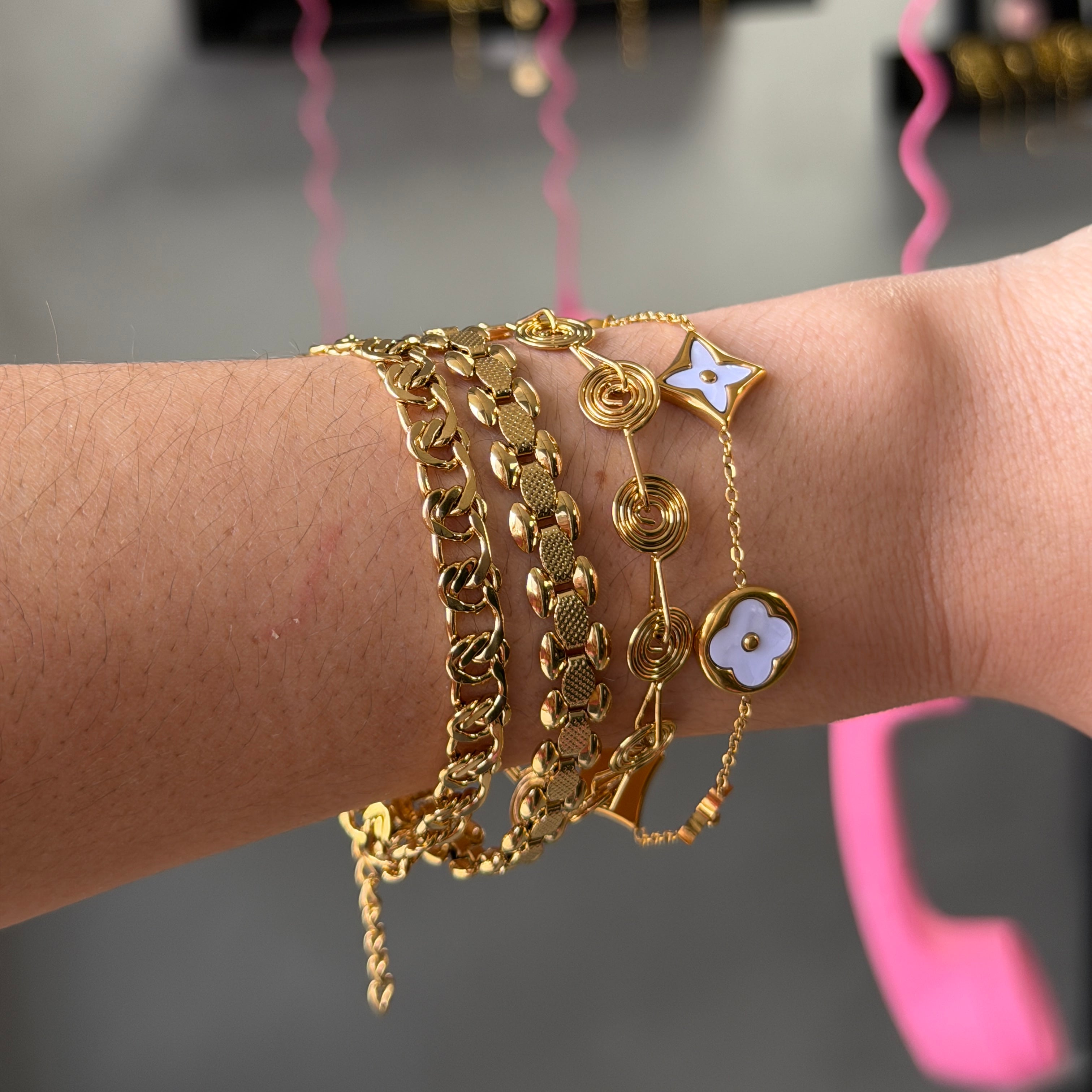 Spiral Bracelet – Gold Stainless Steel Chain Bracelet