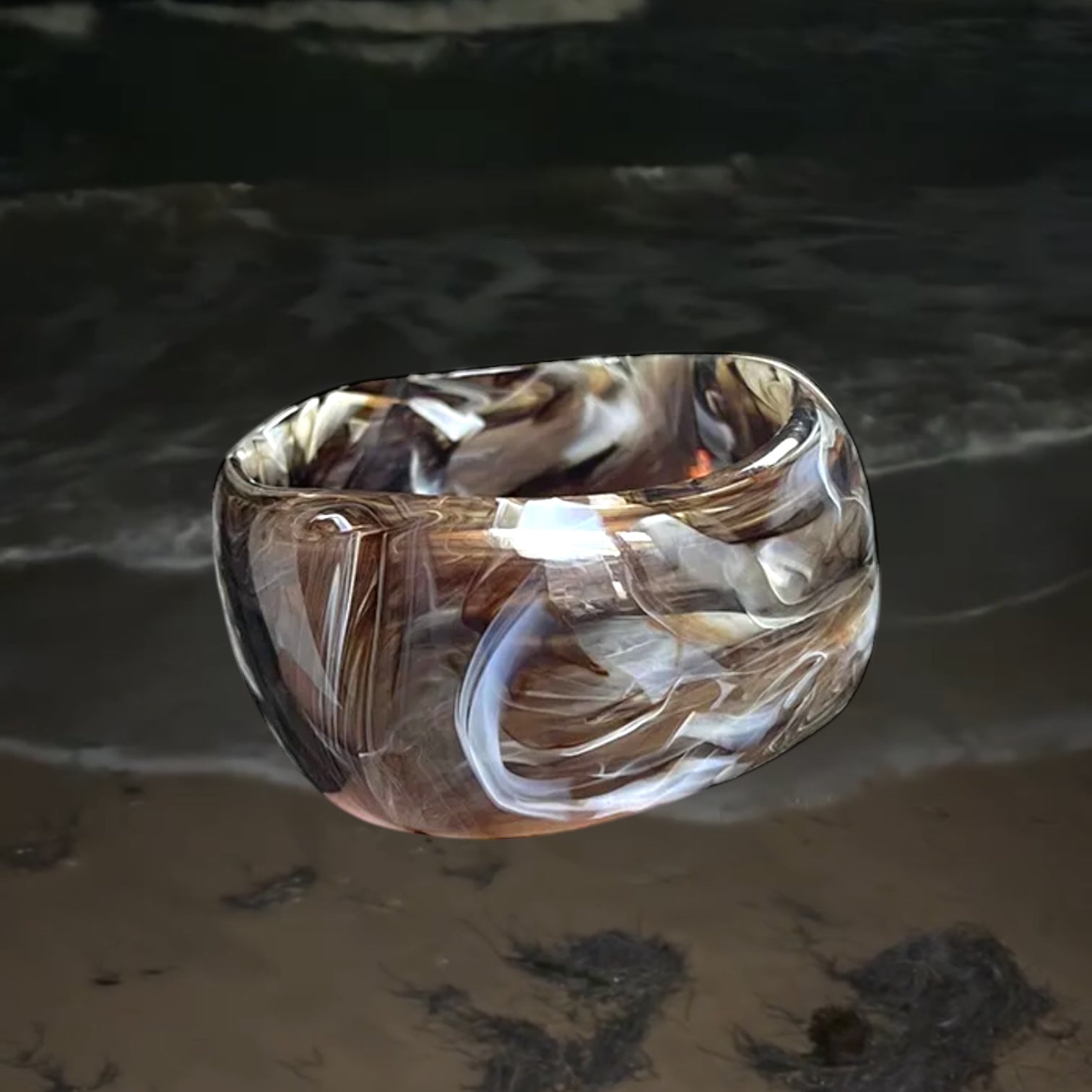 BAHÍA CHUNKY BANGLE - DARK BROWN