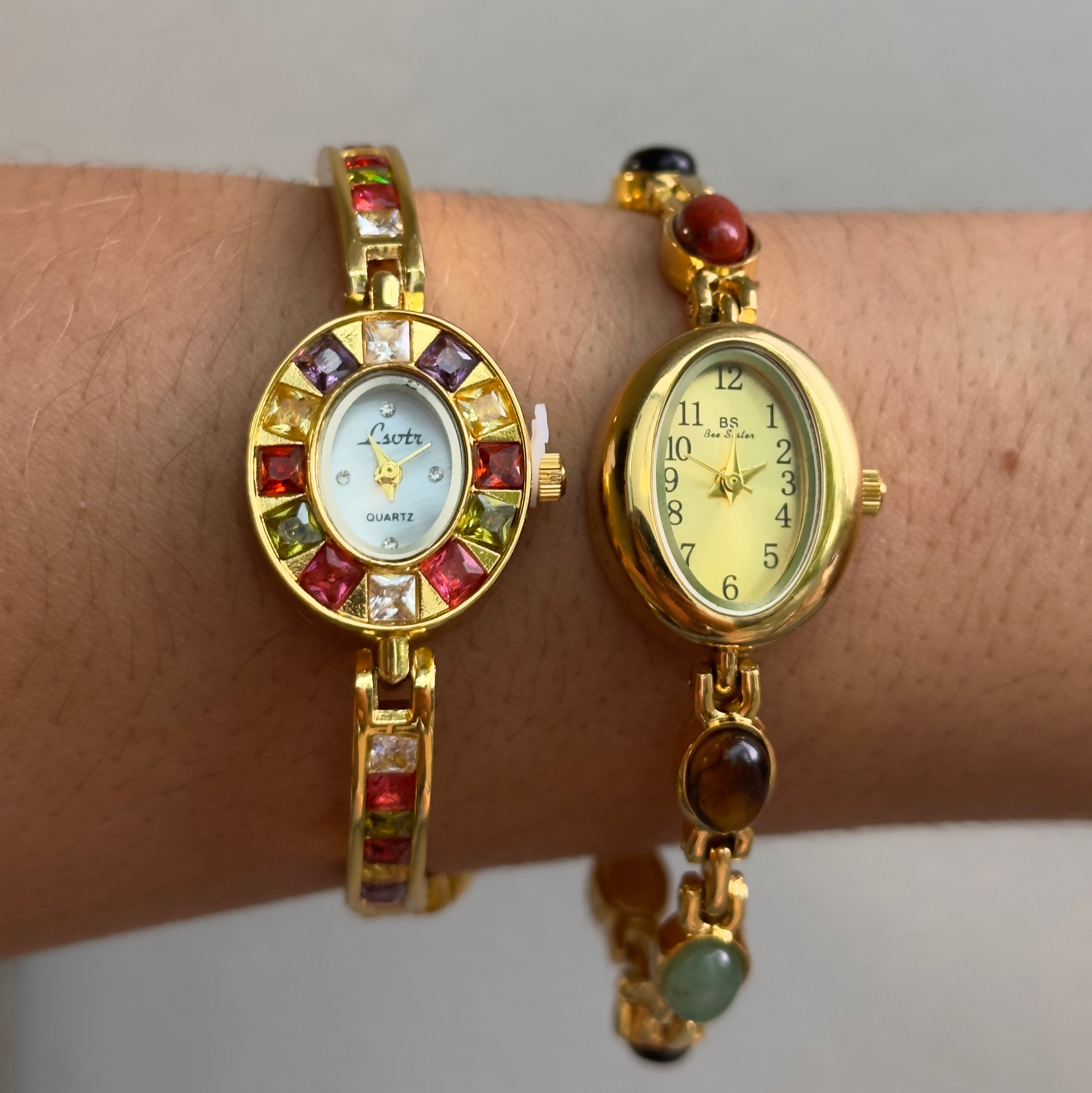 CRYSTAL VINTAGE WATCH