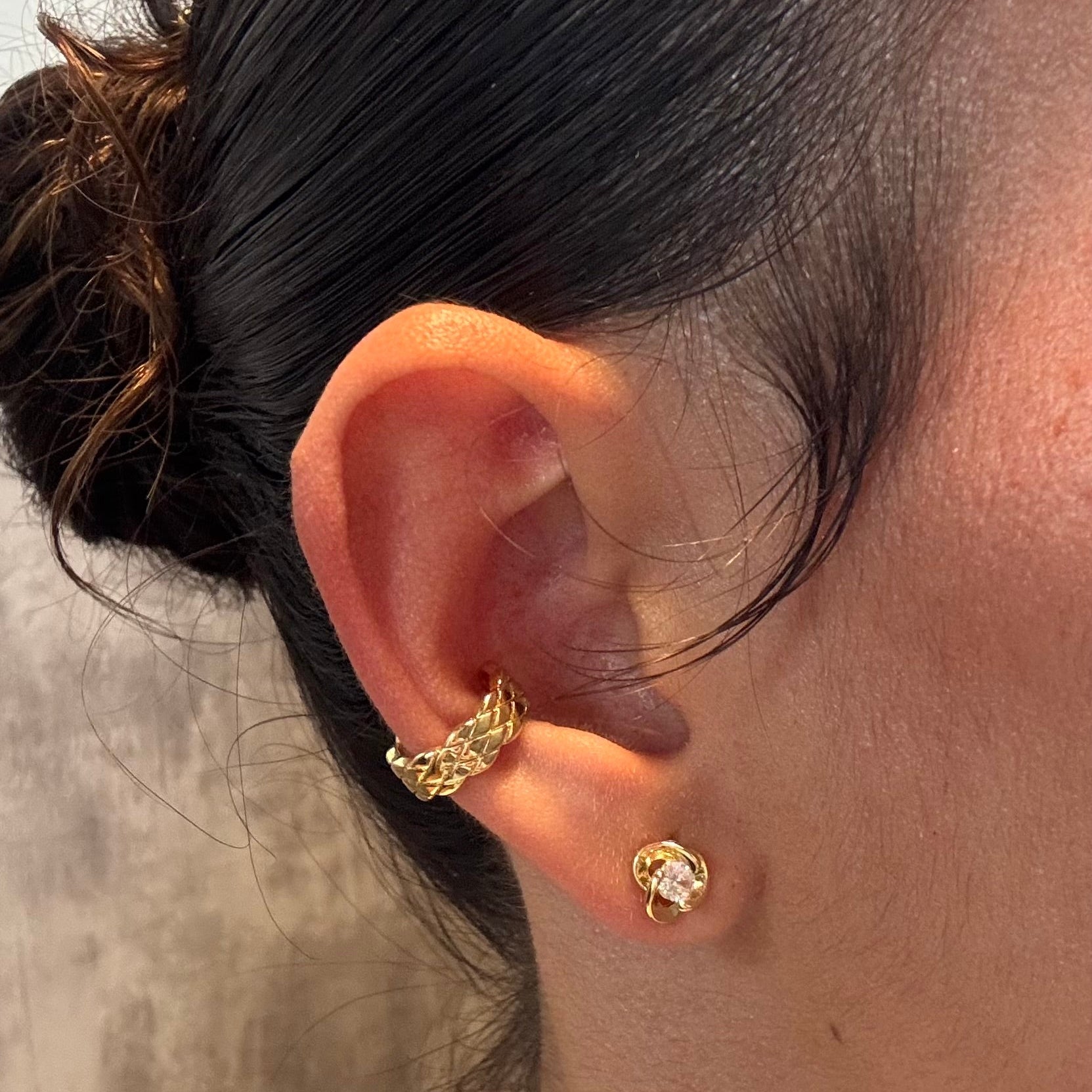 SINGLE ROSÉ STUD