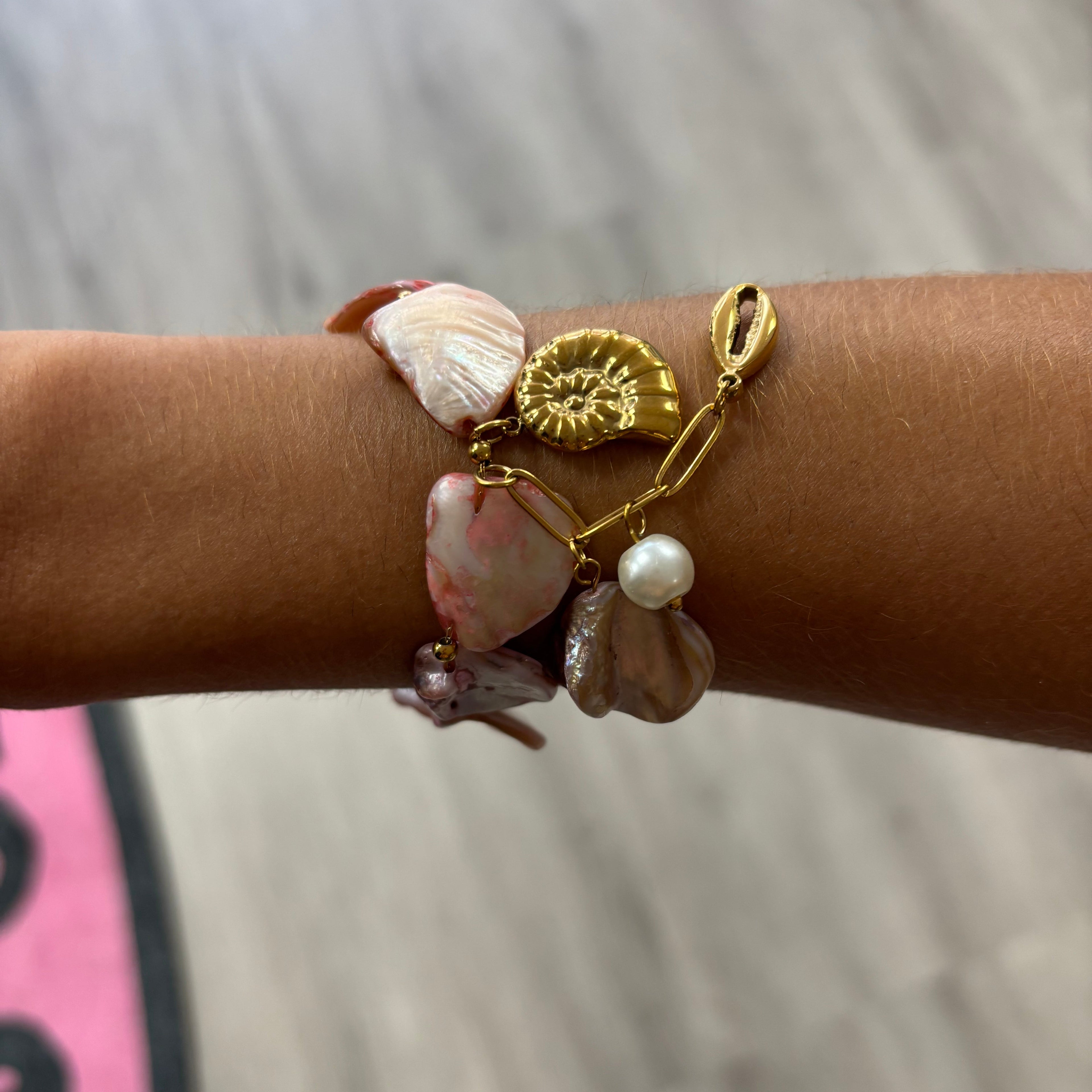 PINK PEARL BRACELET