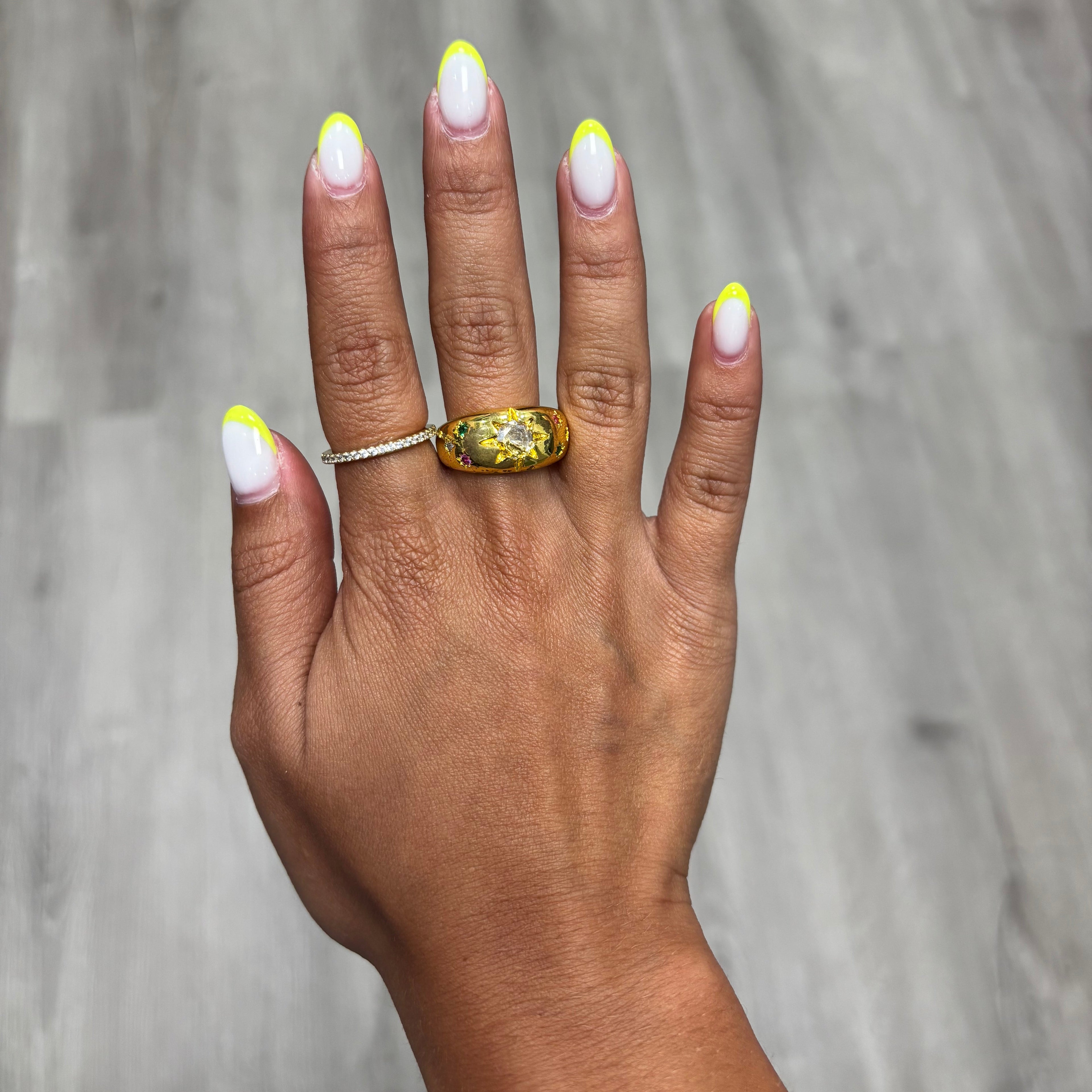 UNIVERSE RING