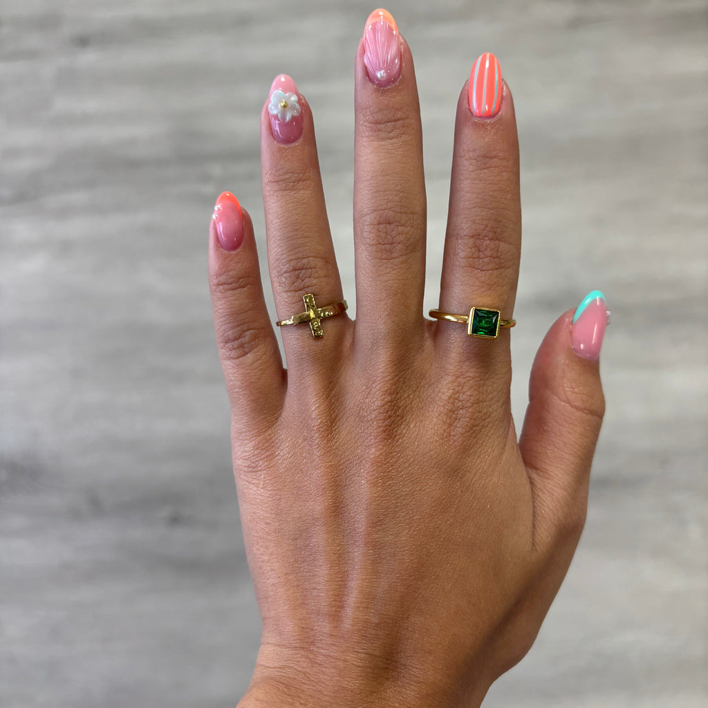 JADE SQUARE RING