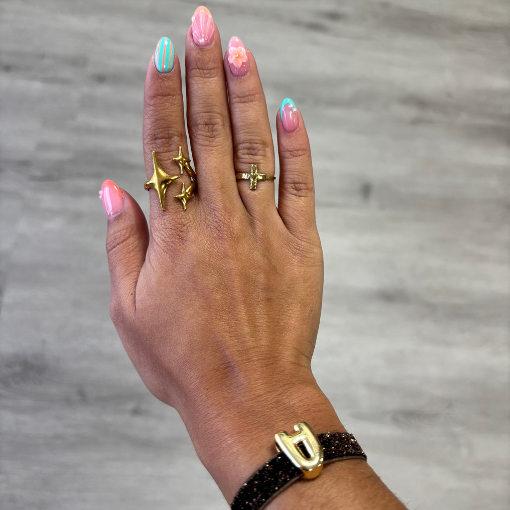 GOLD SHOOTING STAR RING
