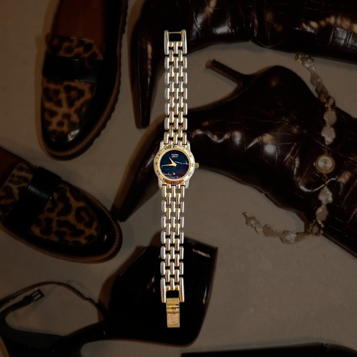 ARCHIVE NO. 2 - VINTAGE WATCH