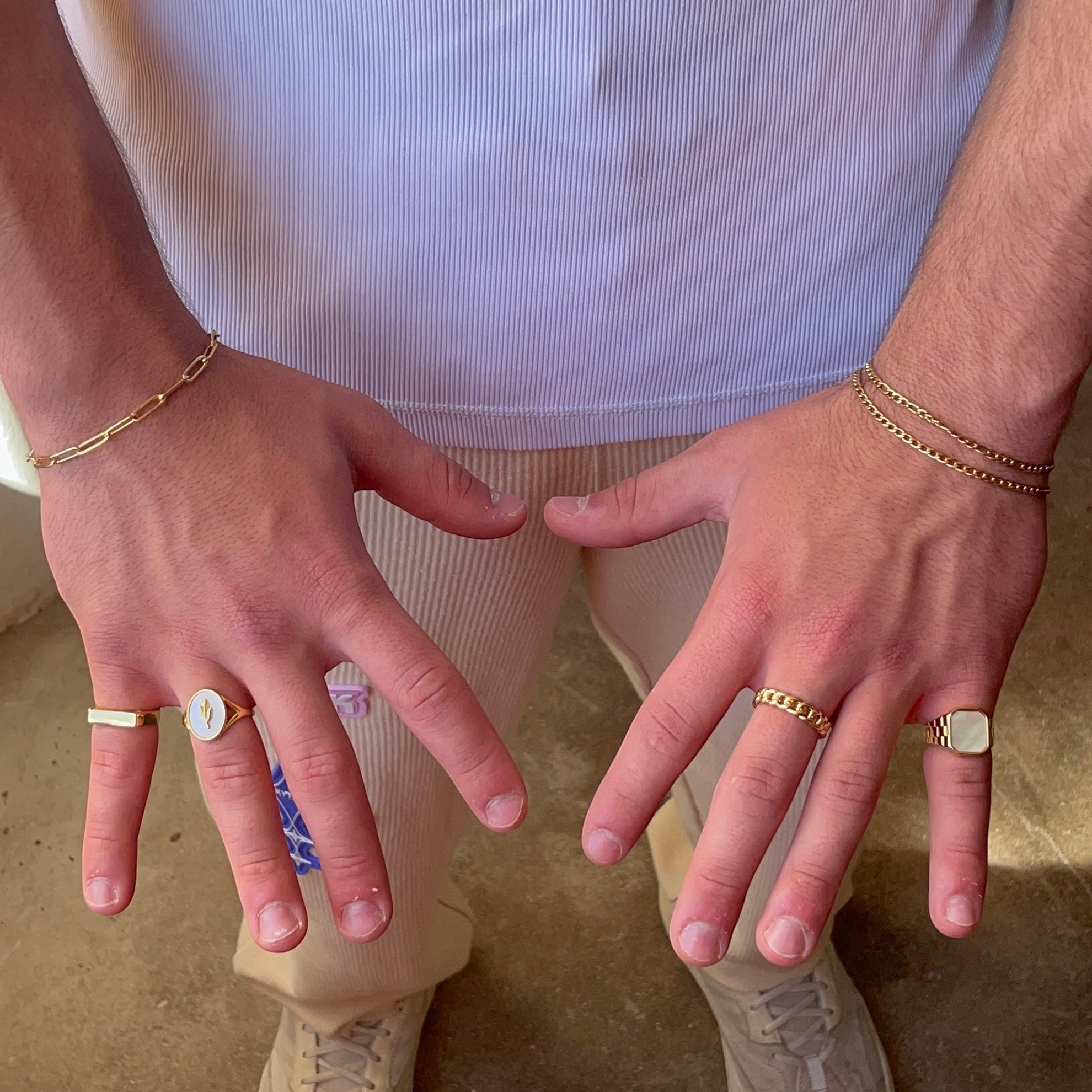 GOLDEN GALORE RING